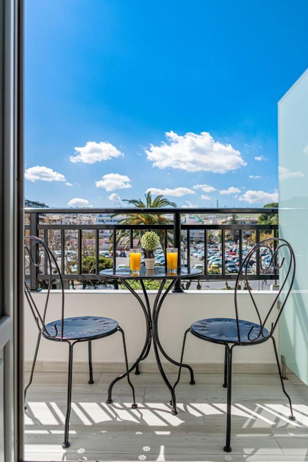 White & Gray Apartment Rethymno Exterior foto